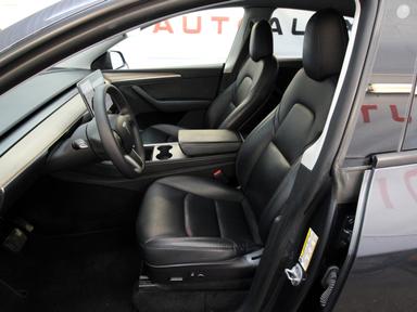 Tesla Model Y 2022 - Thumbnail 14