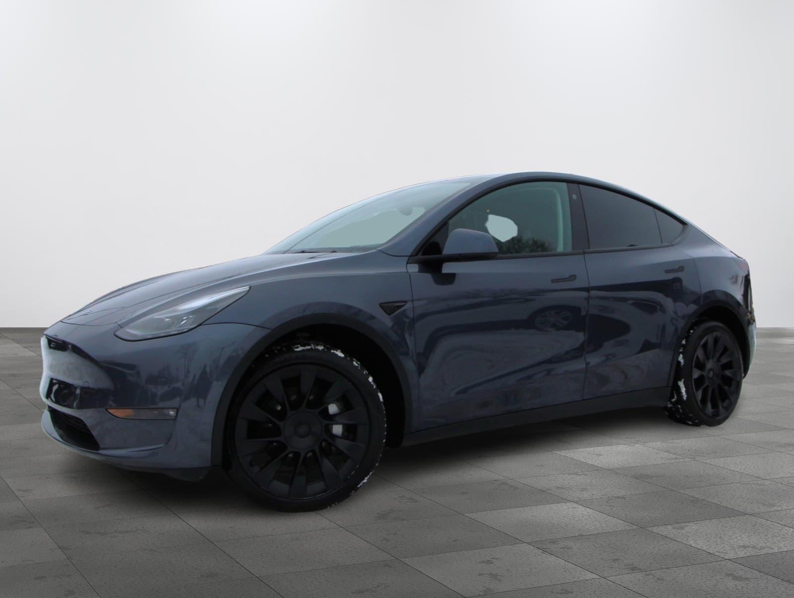 Tesla Model Y 2022 - Image 1
