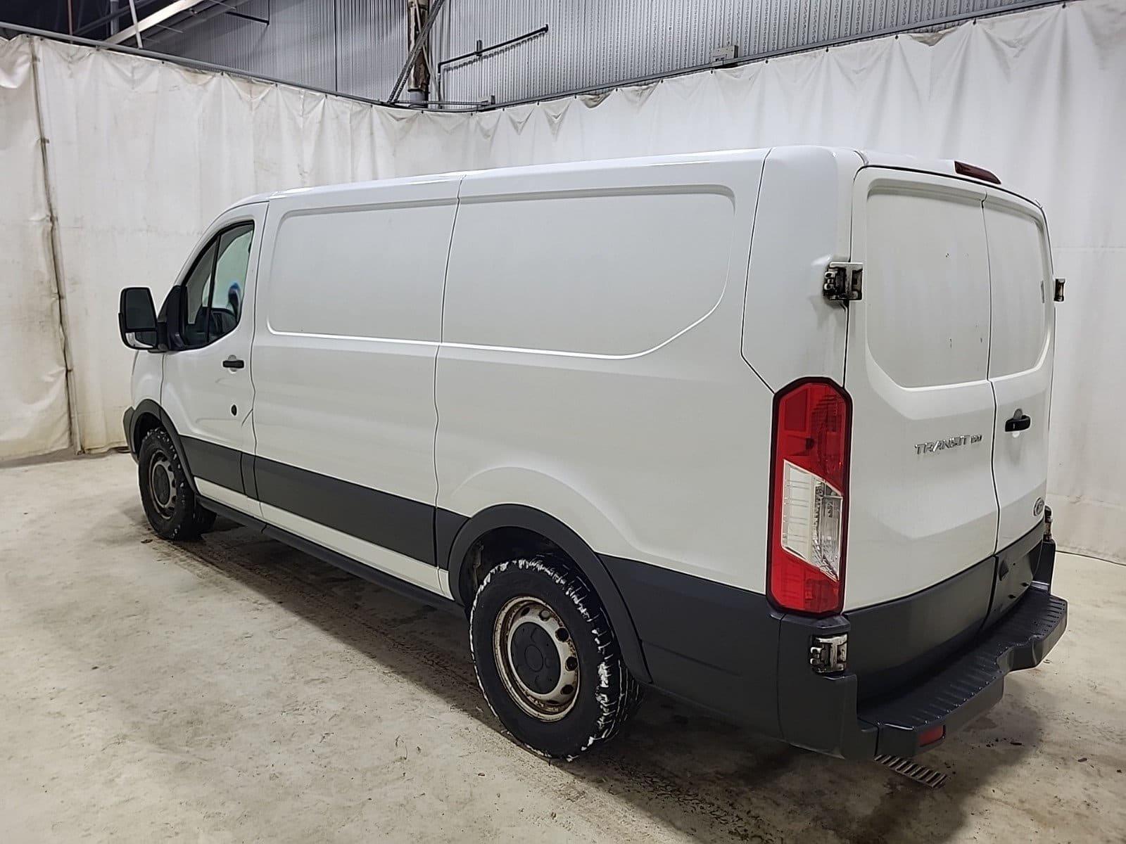 Ford Transit-150 2018 - Image 7