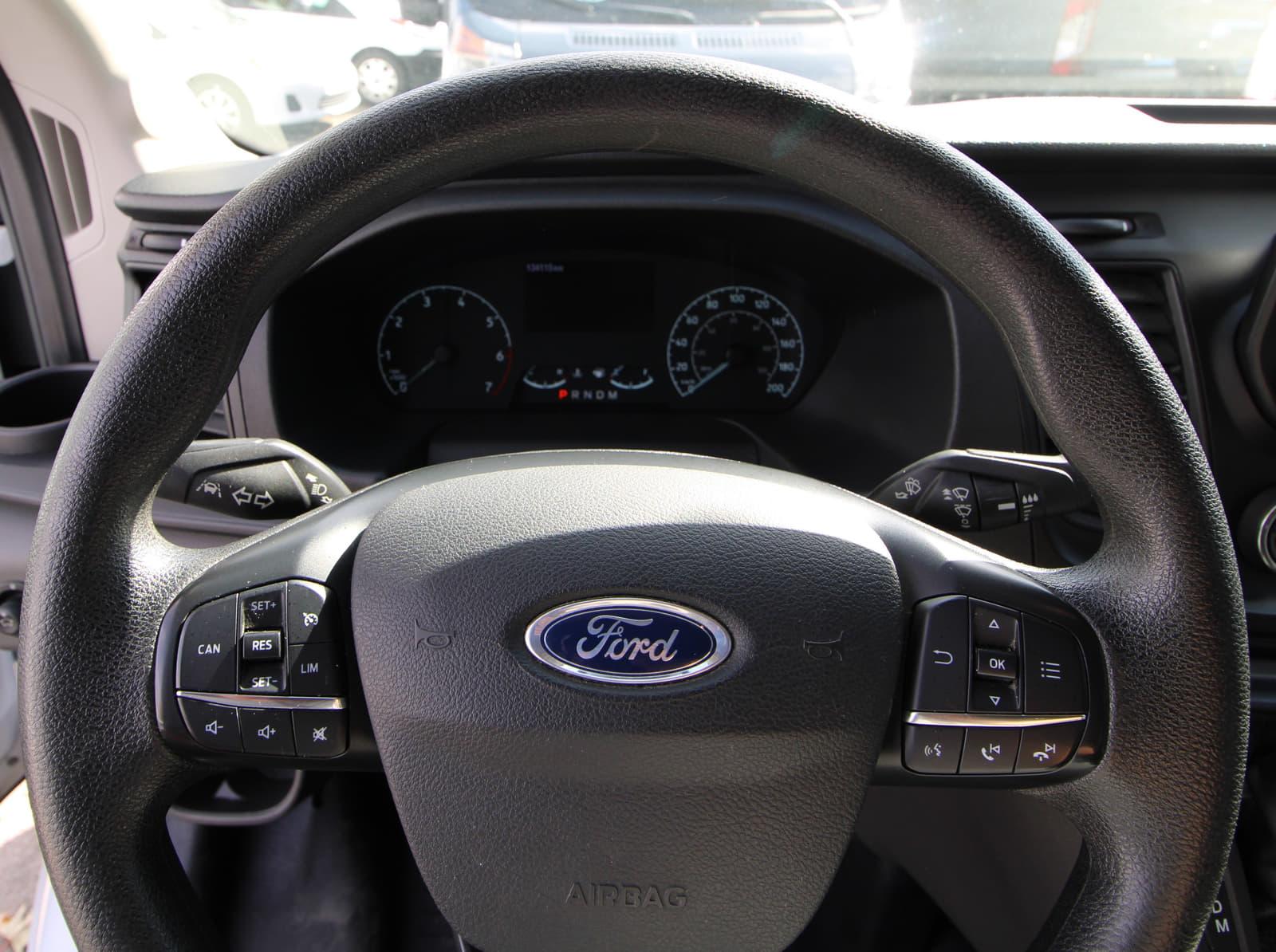 Ford Transit Passenger Wagon 2022 - Image 8