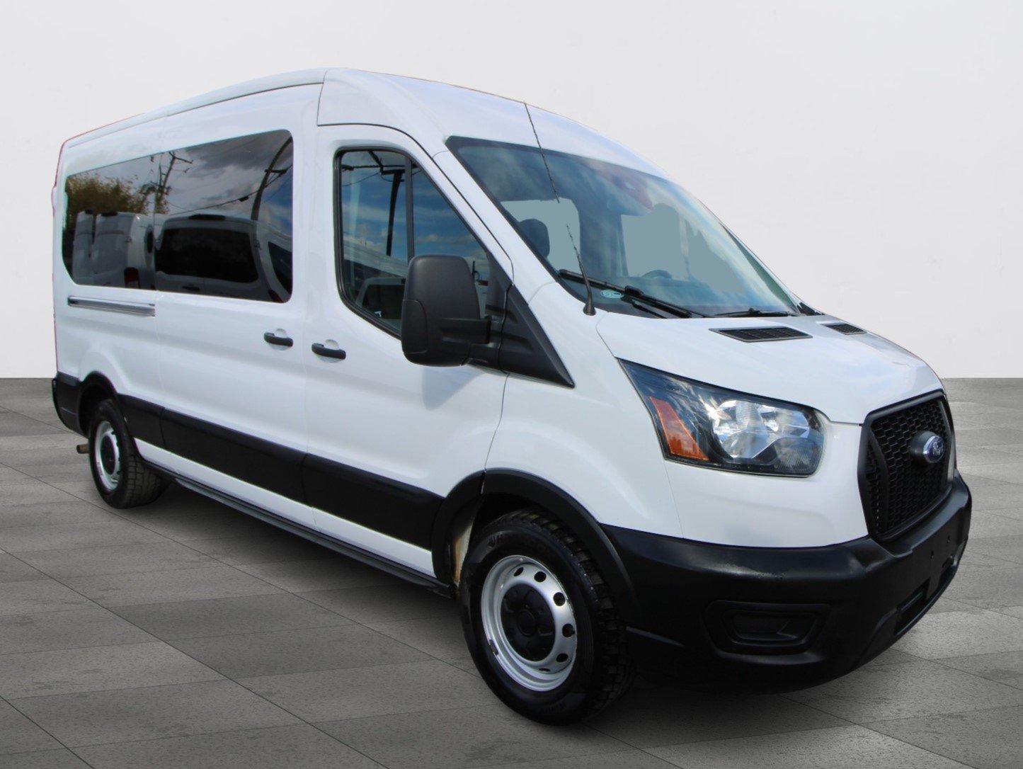 Ford Transit Passenger Wagon 2022 - Image 1