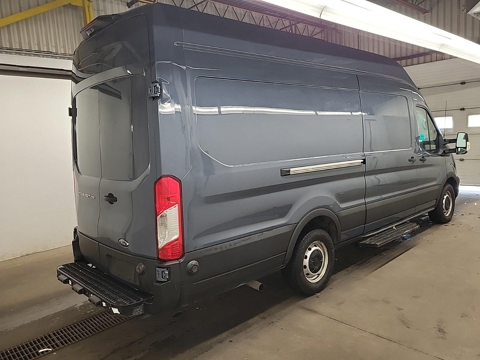 Ford Transit 2021 - Image 5