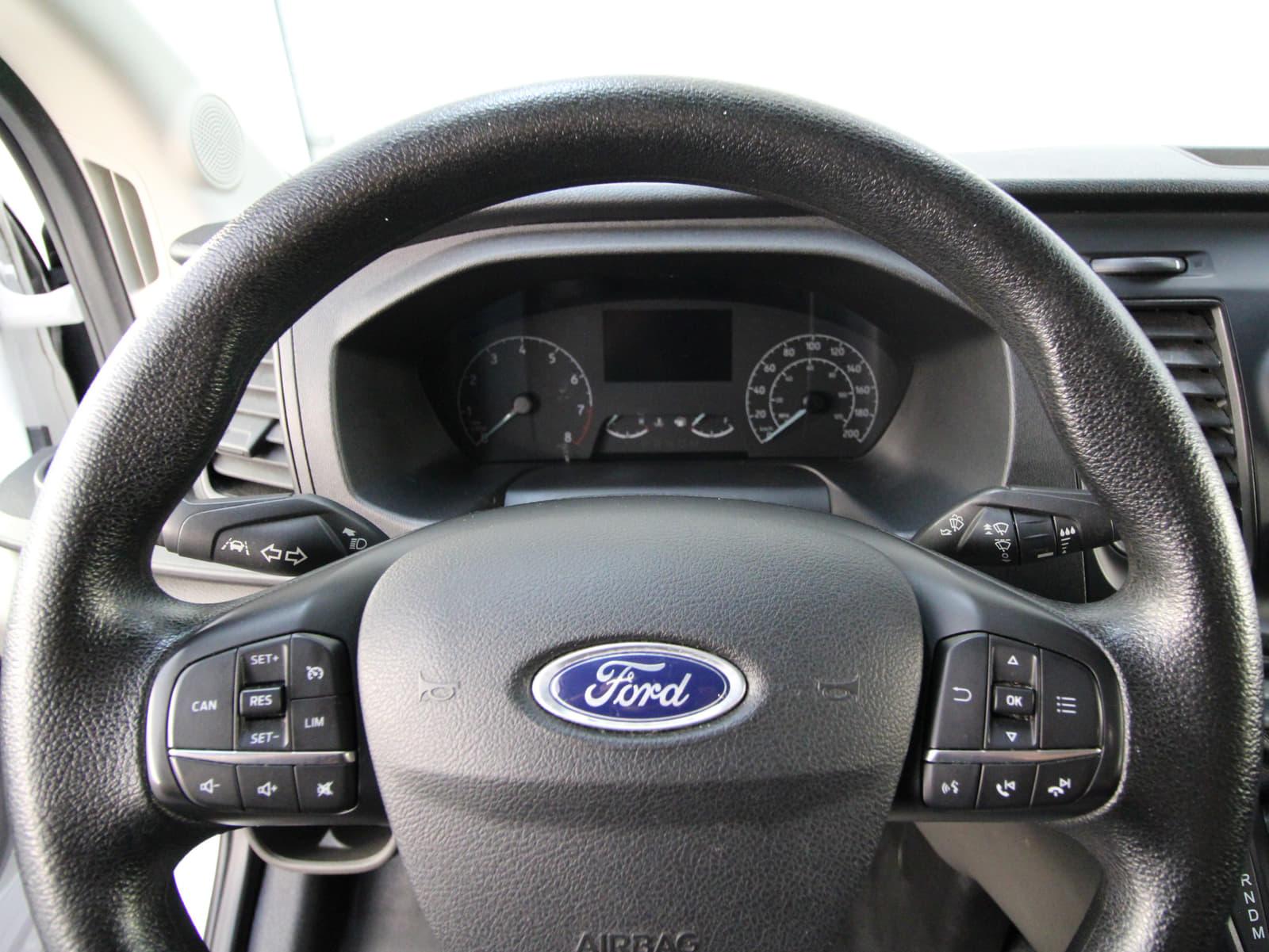 Ford Transit Passenger Wagon 2021 - Image 6