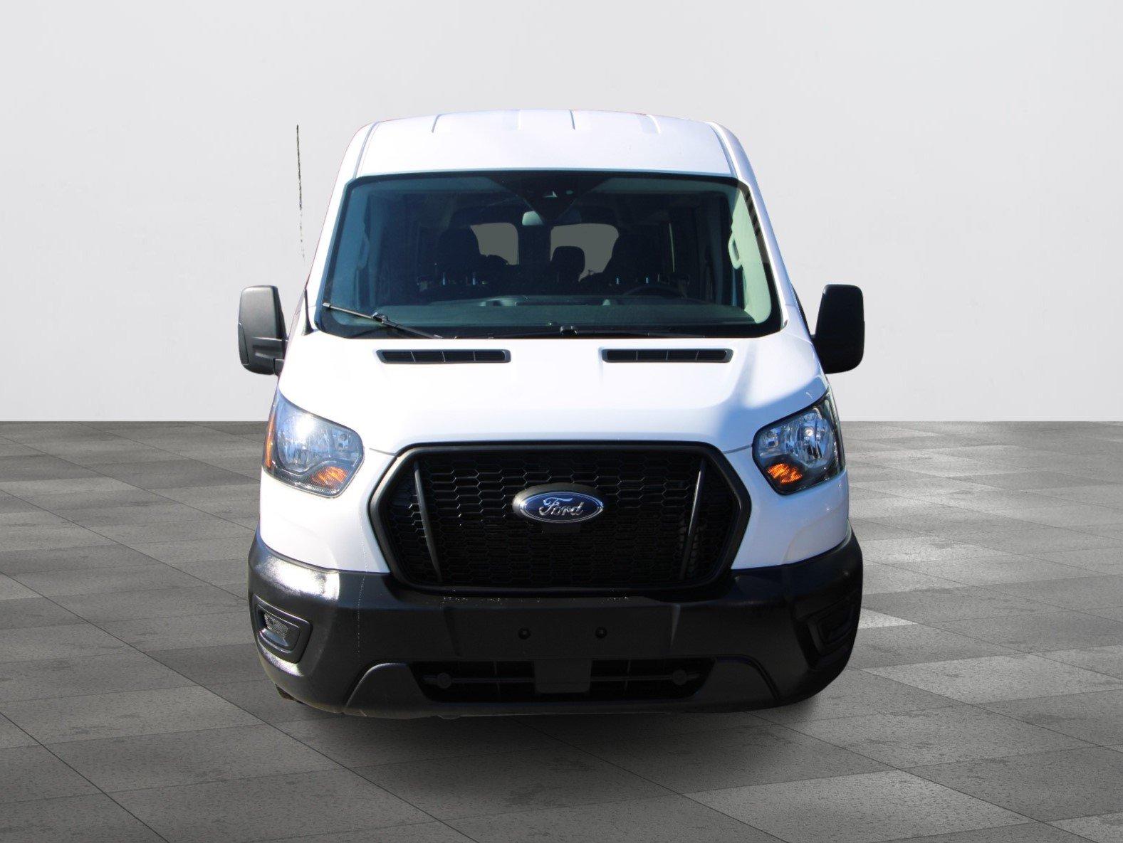 Ford Transit Passenger Wagon 2021 - Image 14