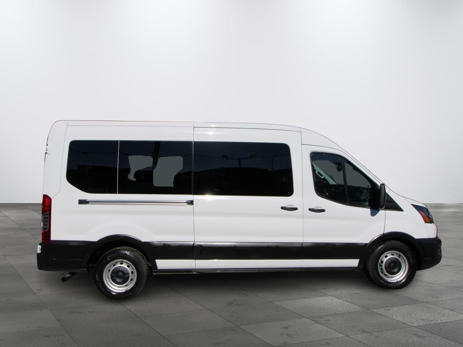 Ford Transit Passenger Wagon 2021 - Image 5