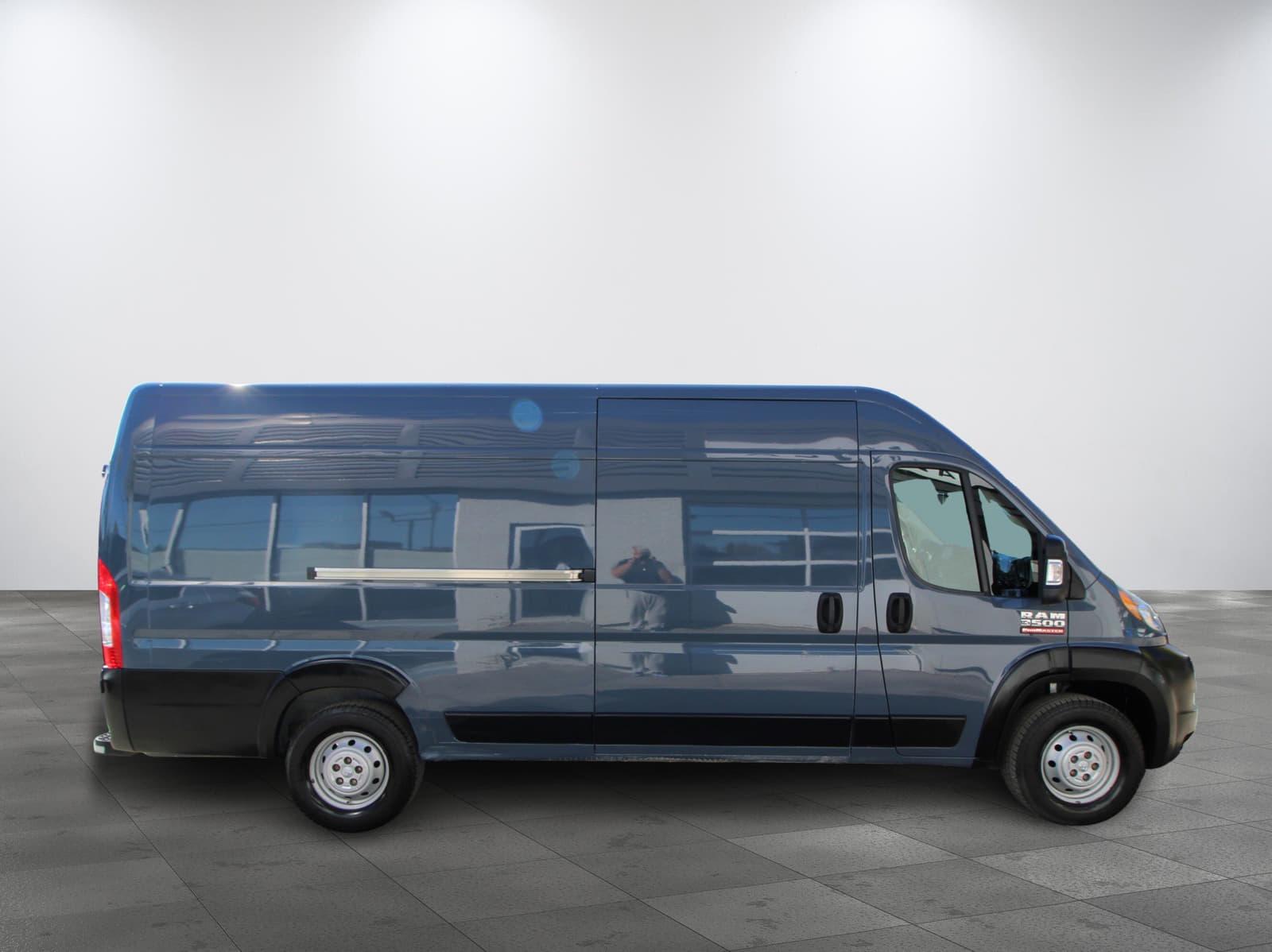 Ram ProMaster Cargo Van 2022 - Image 5