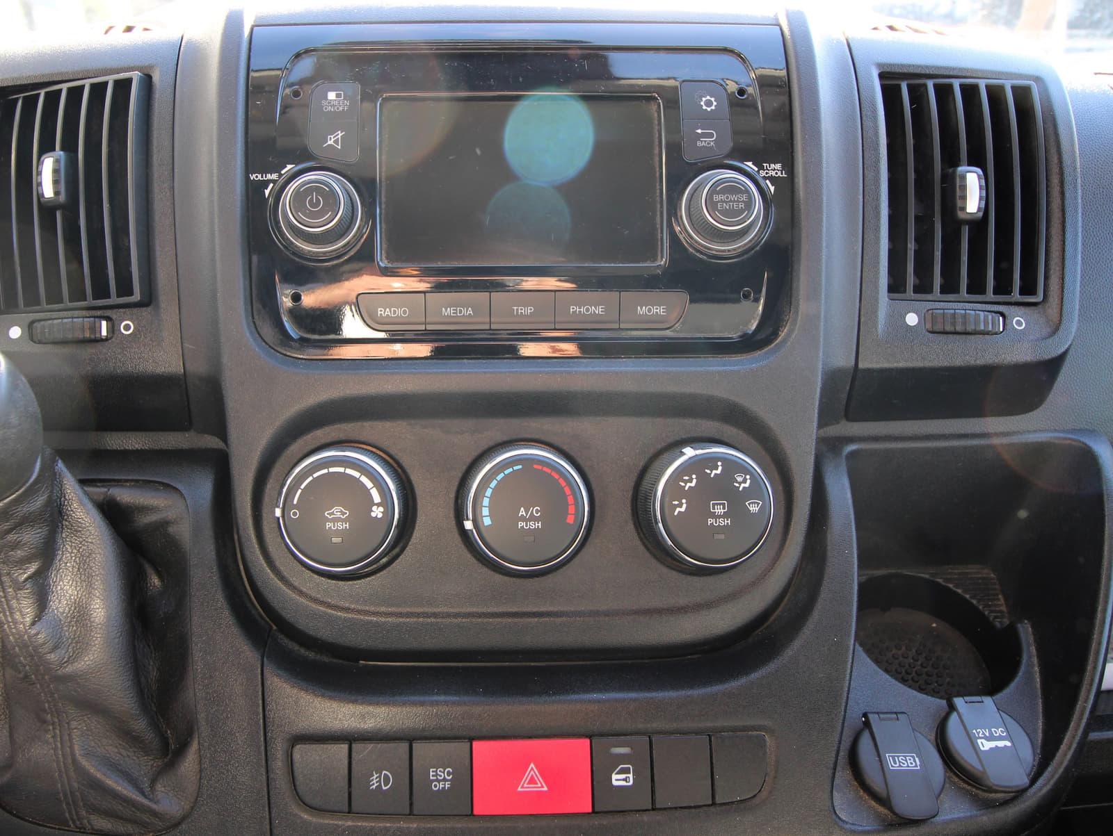 Ram ProMaster Cargo Van 2021 - Image 8