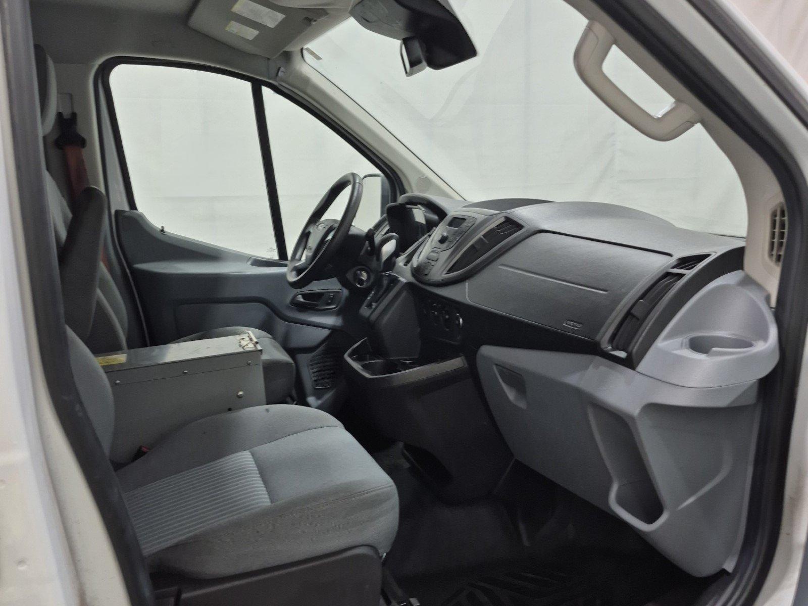 Ford Transit 2016 - Image 9