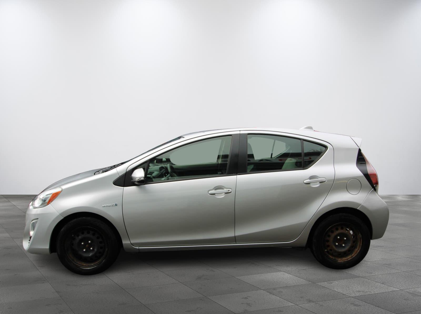 Toyota Prius c 2016 - Image 7