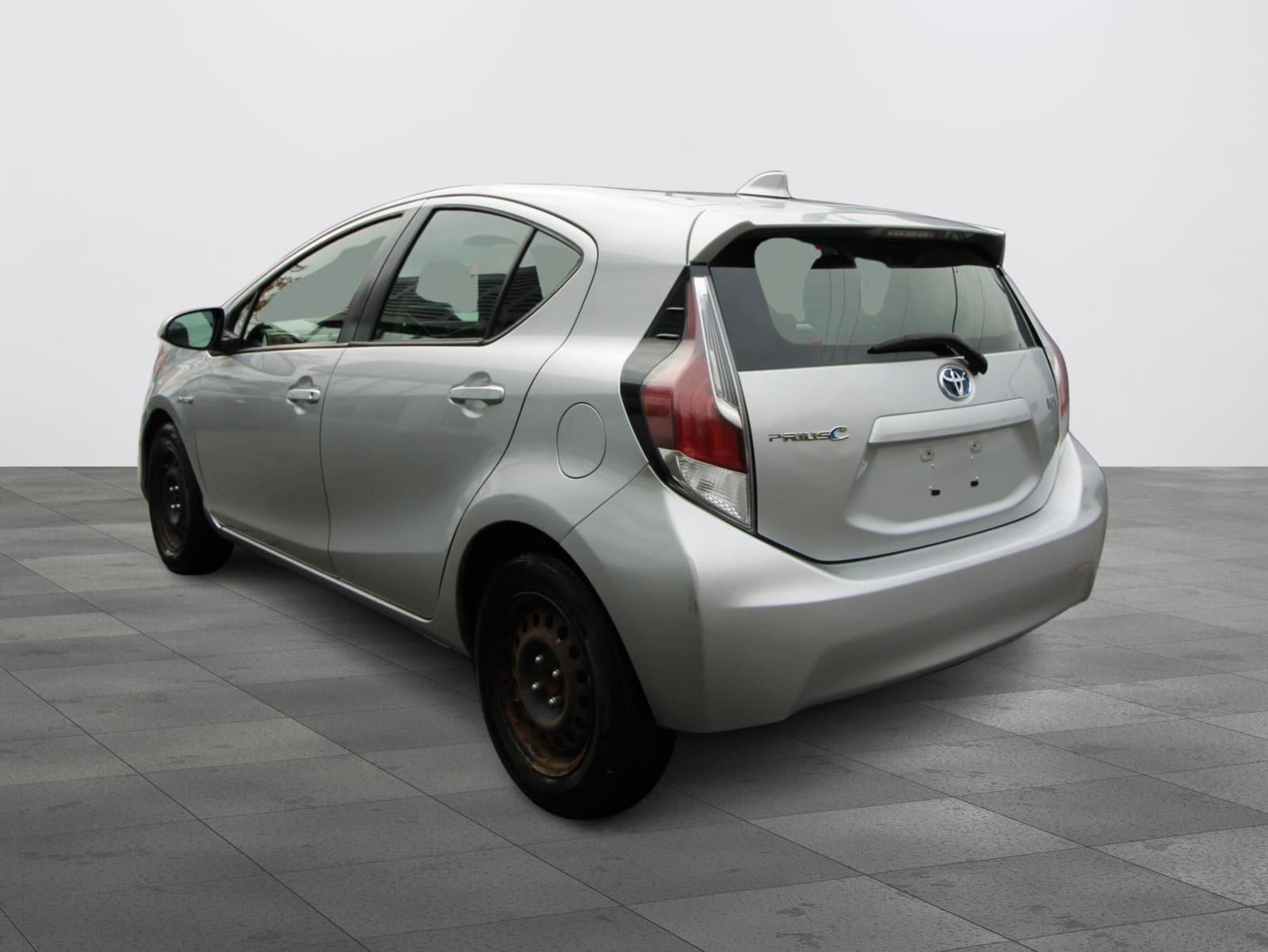 Toyota Prius c 2016 - Image 11