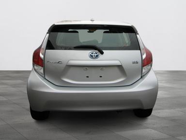 Toyota Prius c 2016 - Thumbnail 14