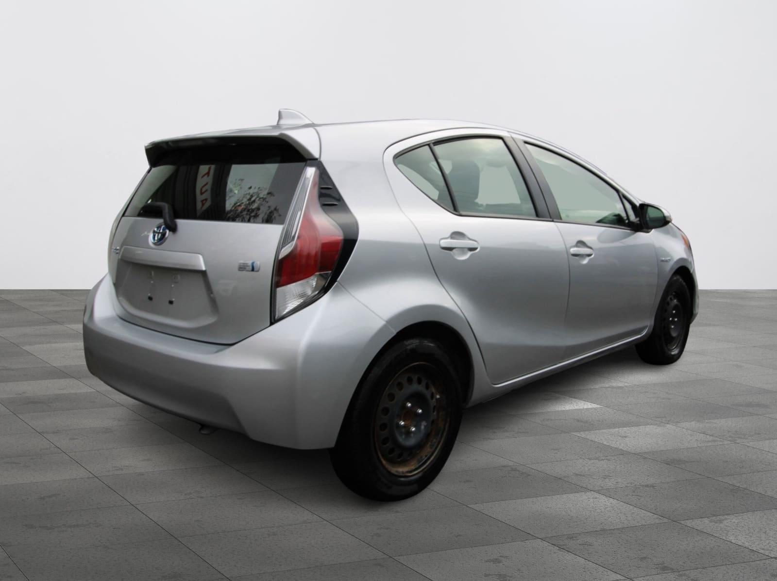 Toyota Prius c 2016 - Image 9