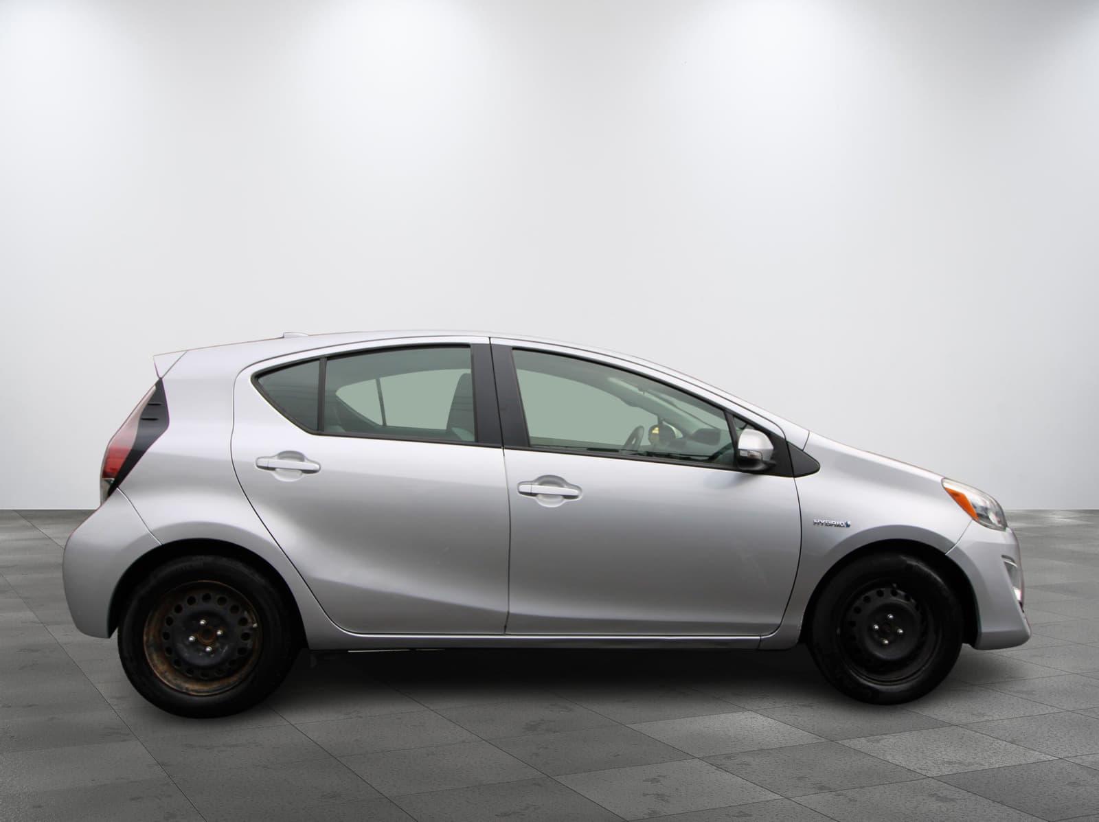 Toyota Prius c 2016 - Image 5