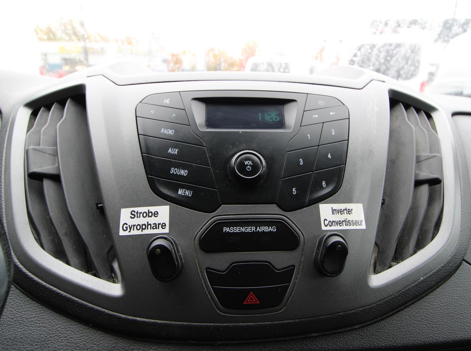 Ford Transit Cargo Van 2015 - Image 12