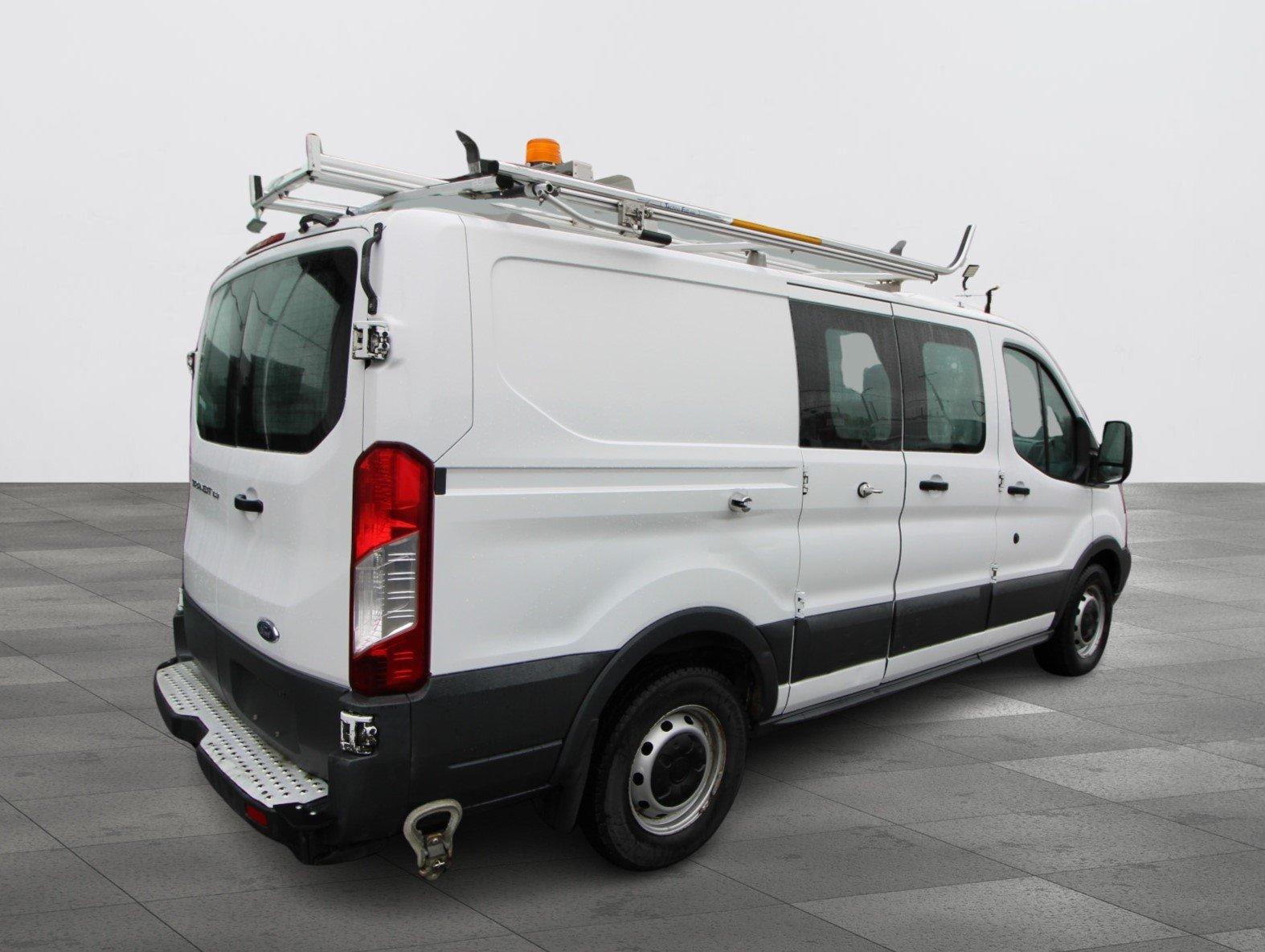 Ford Transit Cargo Van 2015 - Image 10
