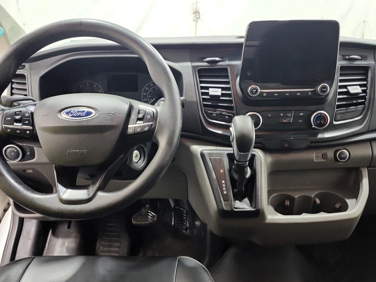 Ford Transit-250 Cargo Van 2020 - Image 2