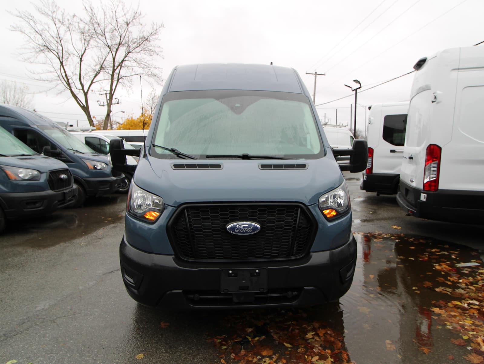 Ford Transit Cargo Van 2021 - Image 12