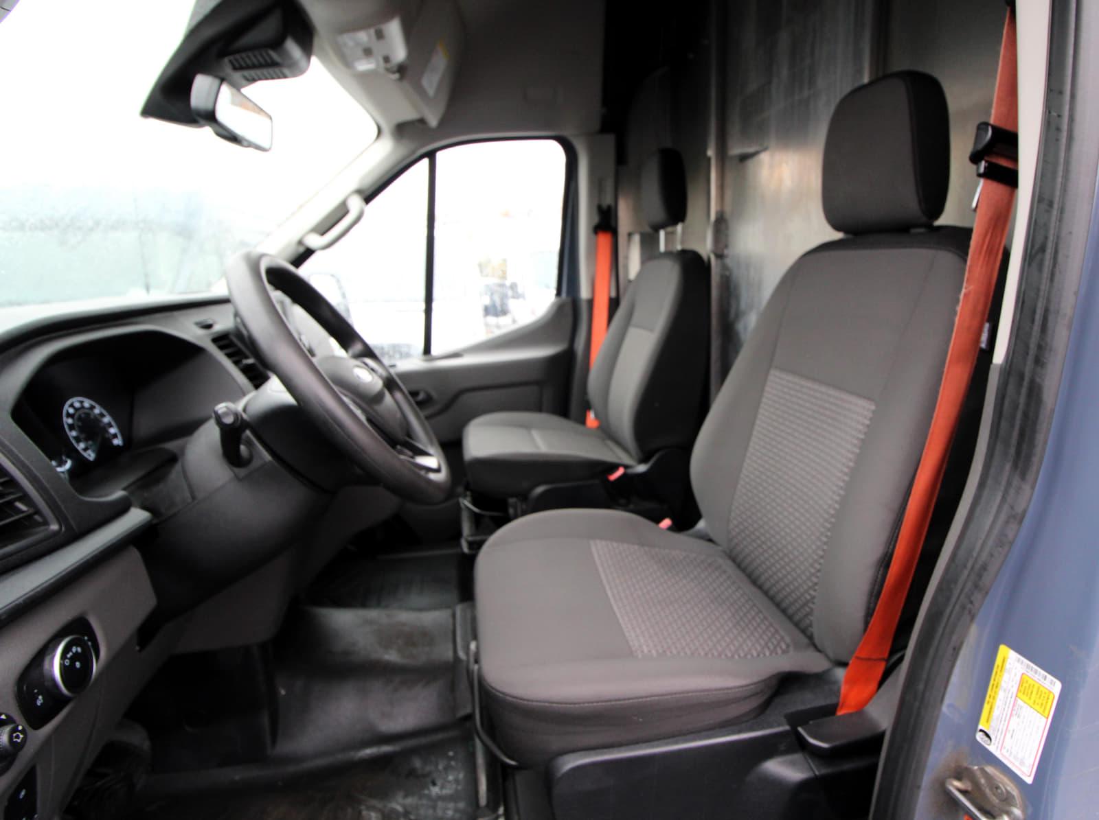 Ford Transit Cargo Van 2021 - Image 13