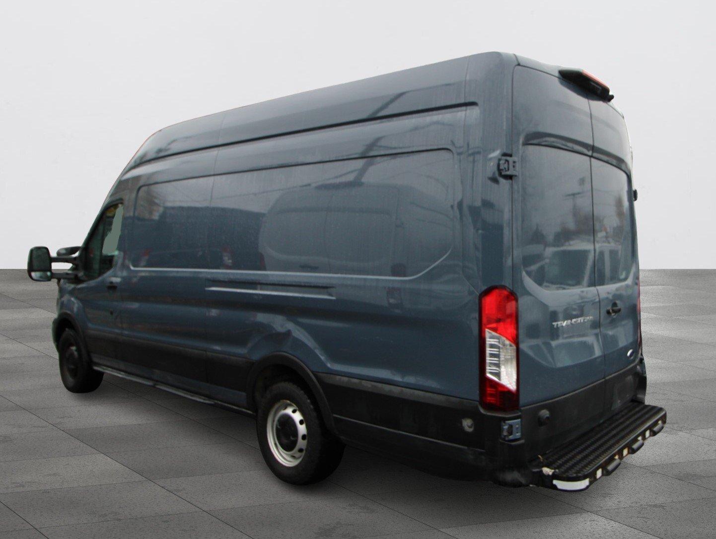 Ford Transit Cargo Van 2021 - Image 10