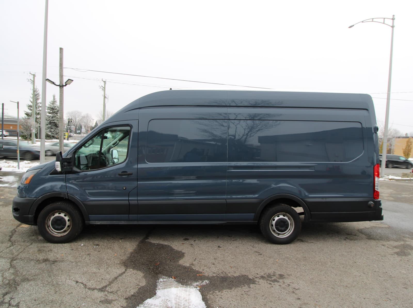 Ford Transit-250 Cargo Van 2021 - Image 7