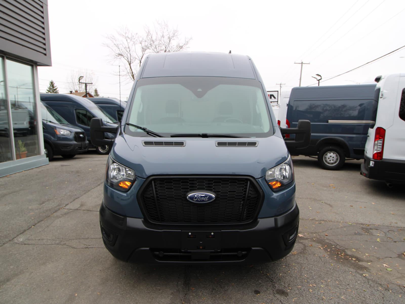 Ford Transit Cargo Van 2021 - Image 14