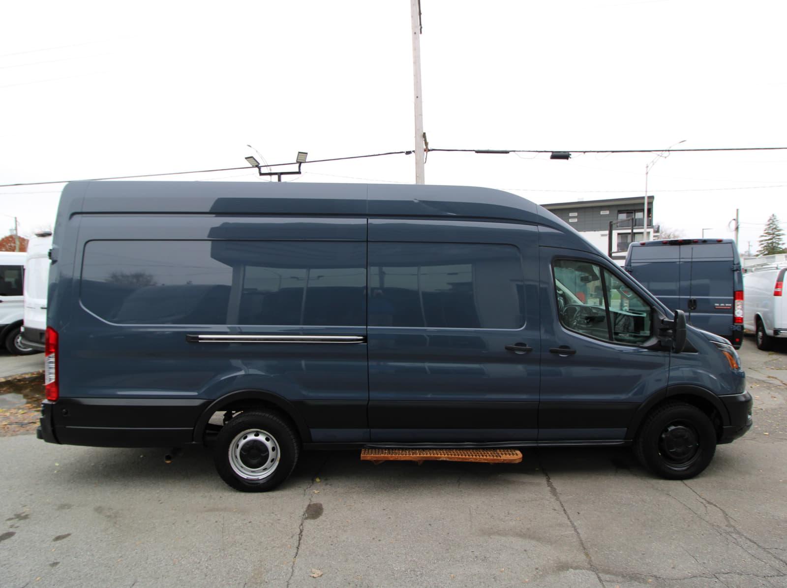 Ford Transit Cargo Van 2021 - Image 5
