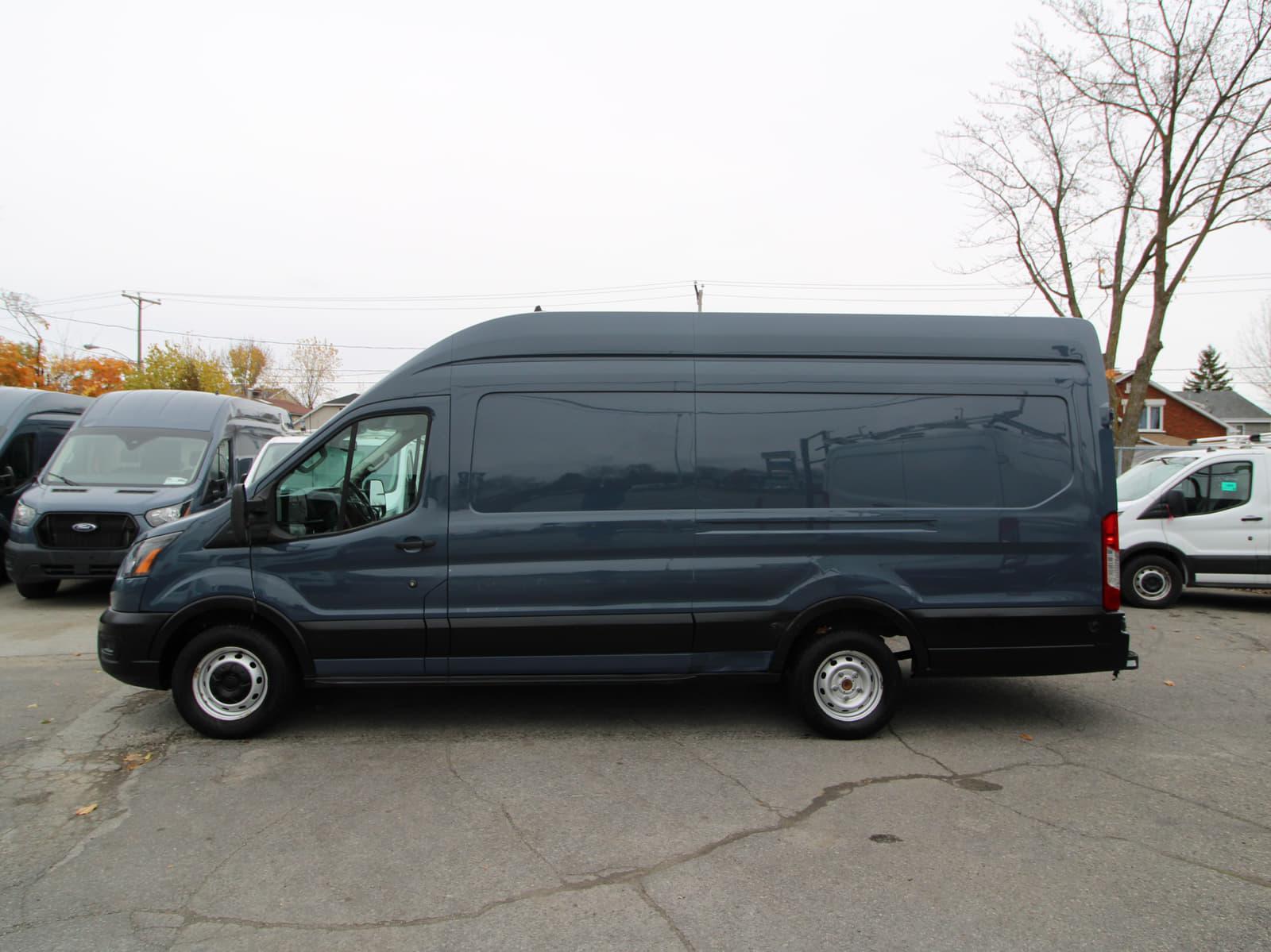 Ford Transit Cargo Van 2021 - Image 7