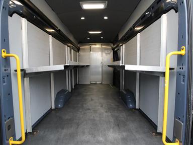 Ford Transit Cargo Van 2021 - Thumbnail 15