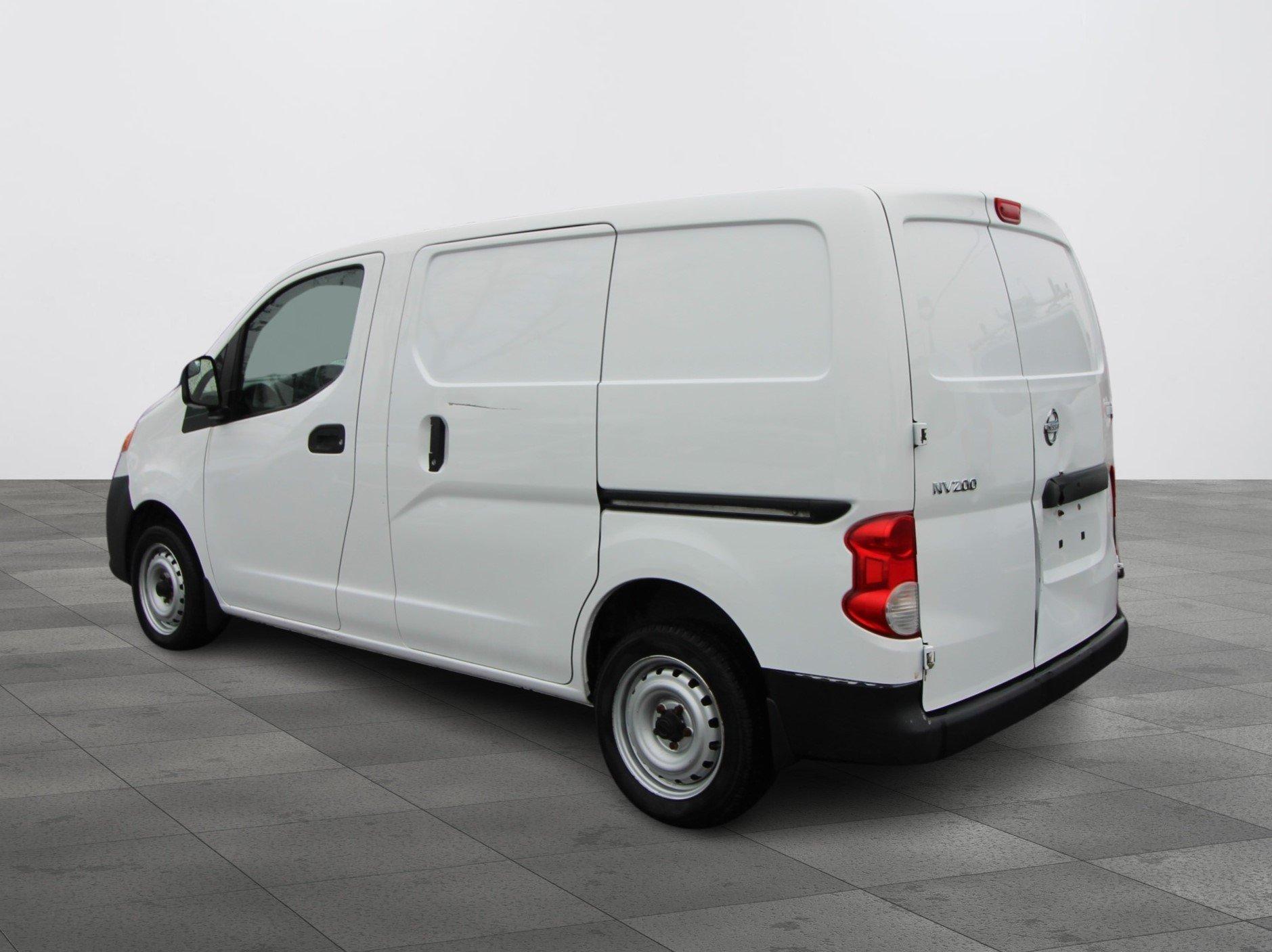 Nissan NV200 Compact Cargo 2019 - Image 11