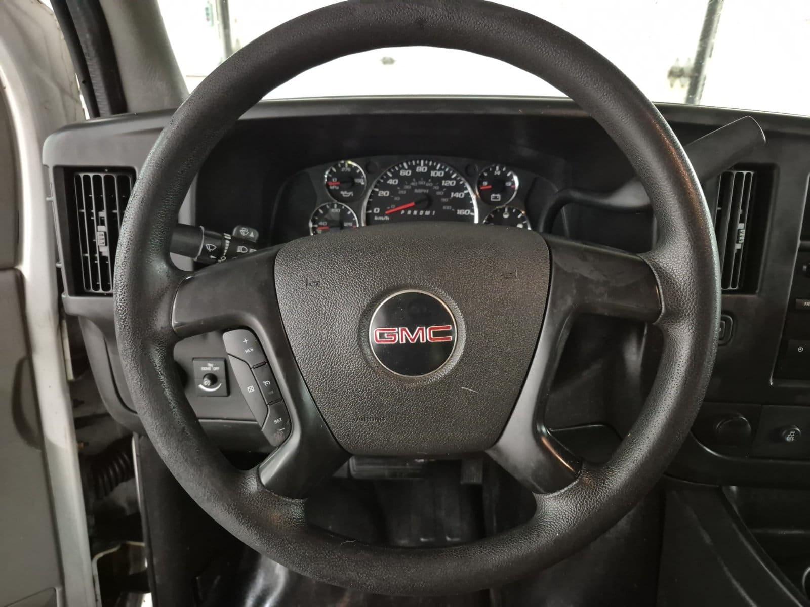 Gmc Savana Cargo 2015 - Image 4