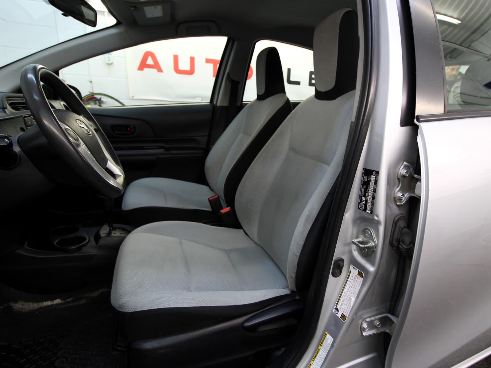 Toyota Prius c 2016 - Image 12