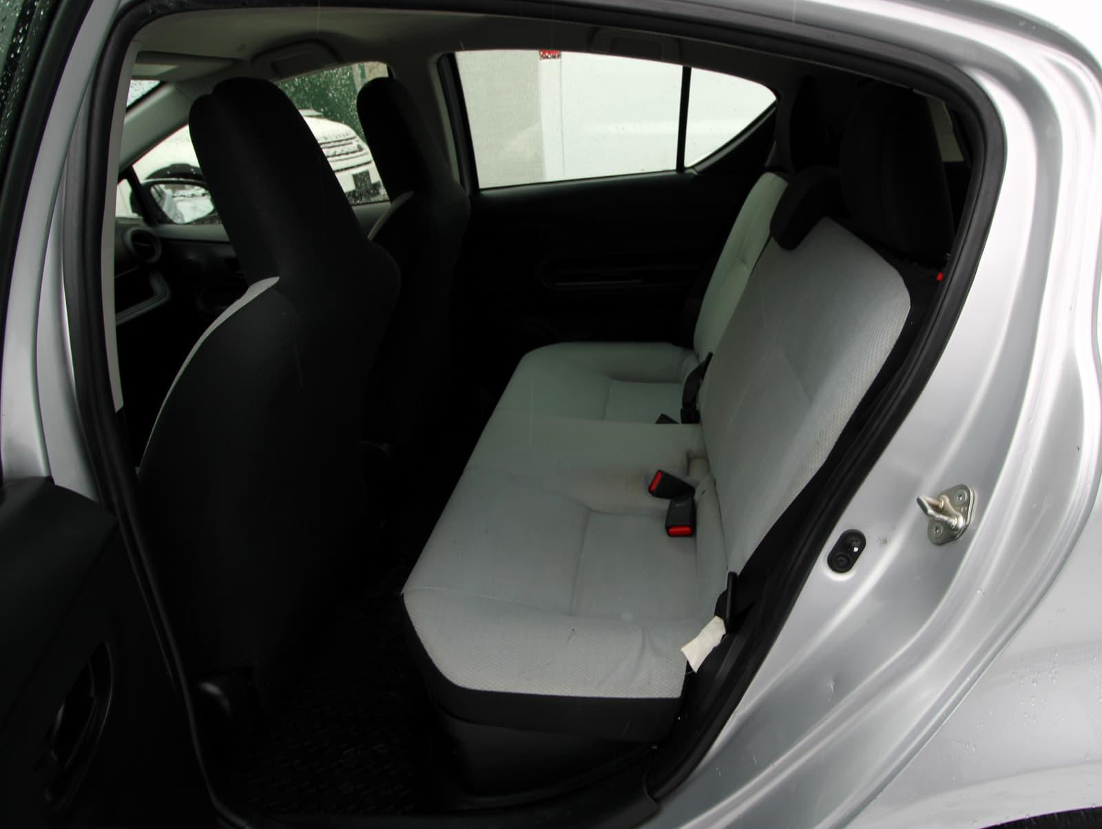 Toyota Prius c 2016 - Image 12