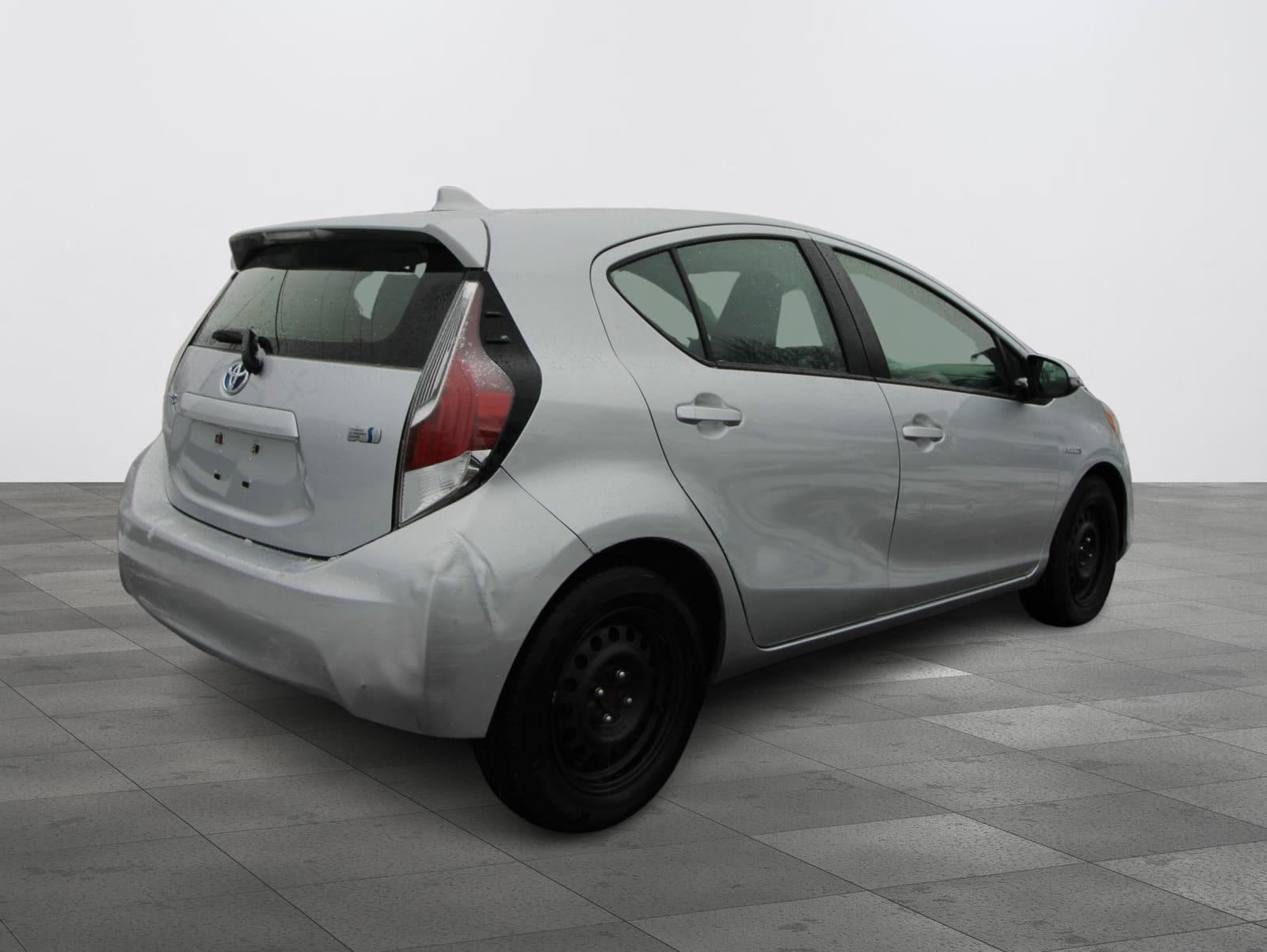 Toyota Prius c 2016 - Image 9