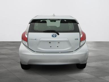 Toyota Prius c 2016 - Thumbnail 14