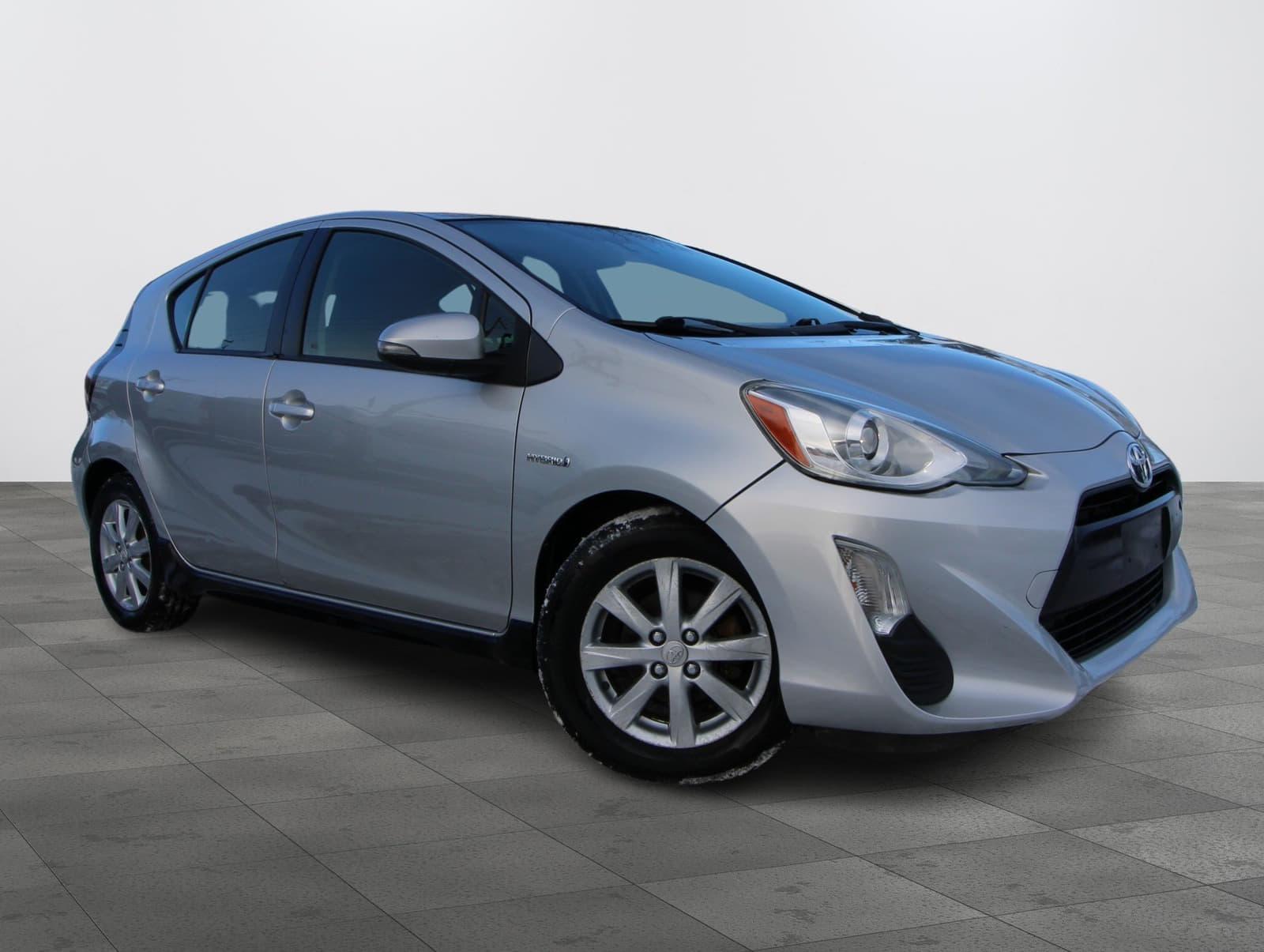 Toyota Prius c 2017 - Image 1