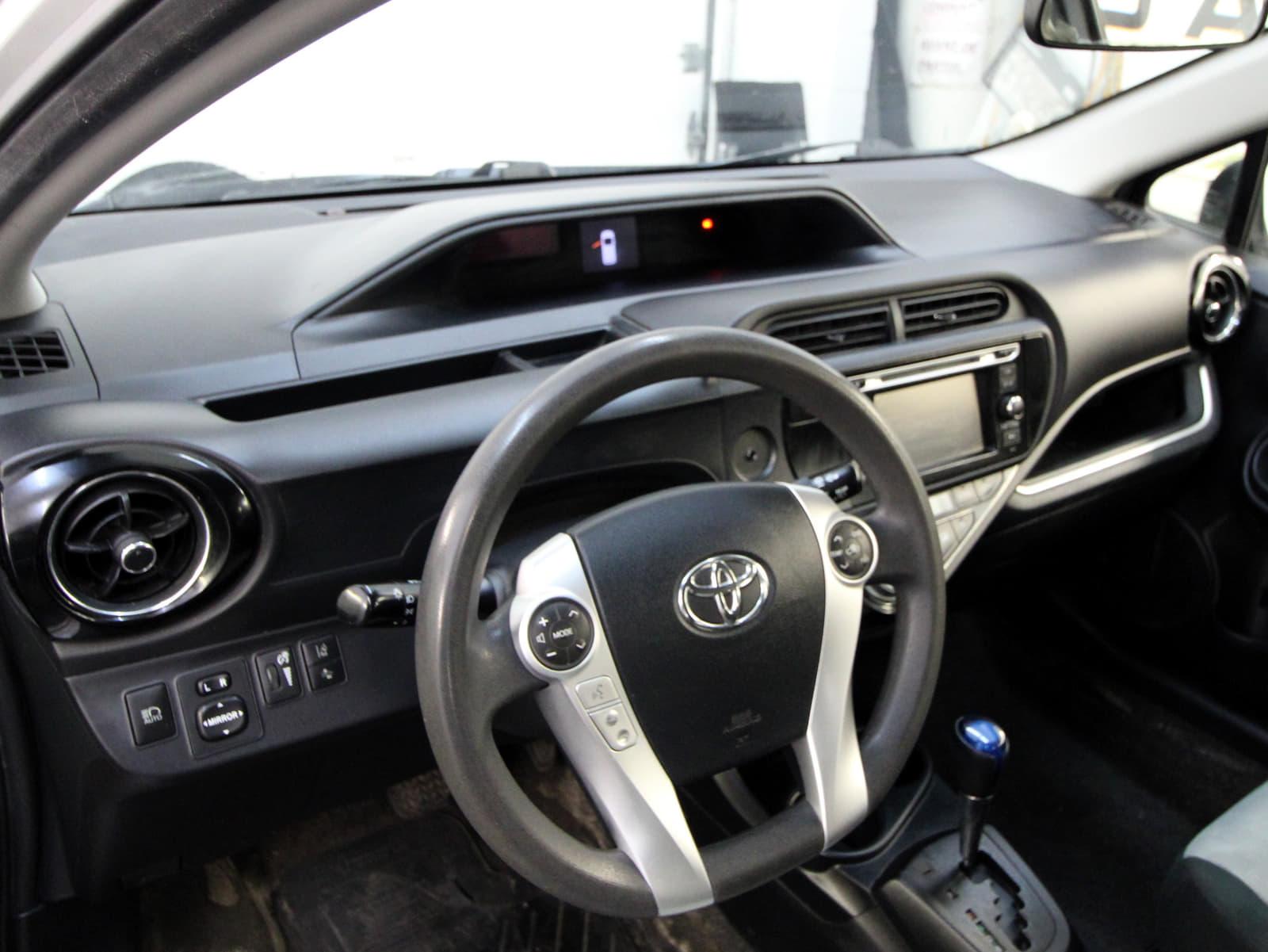 Toyota Prius c 2017 - Image 4