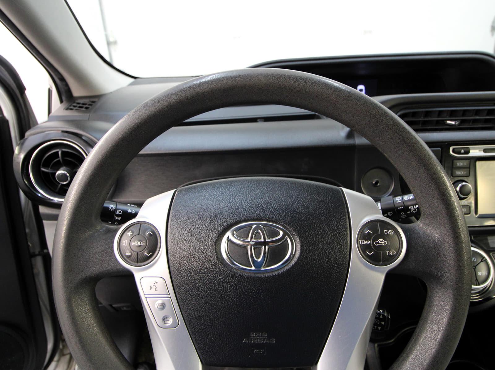 Toyota Prius c 2017 - Image 6