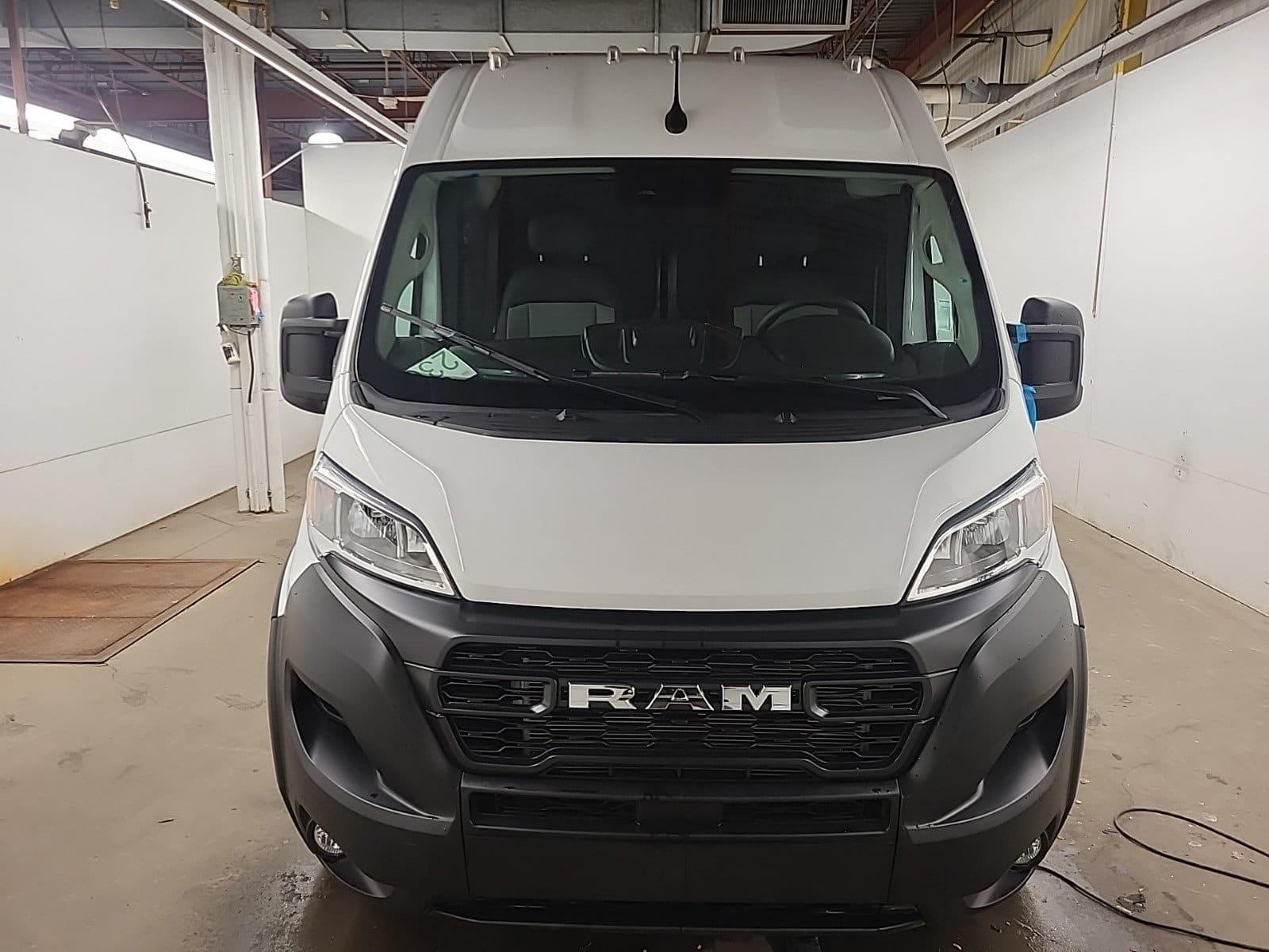 Ram ProMaster 2500 2025 - Image 10