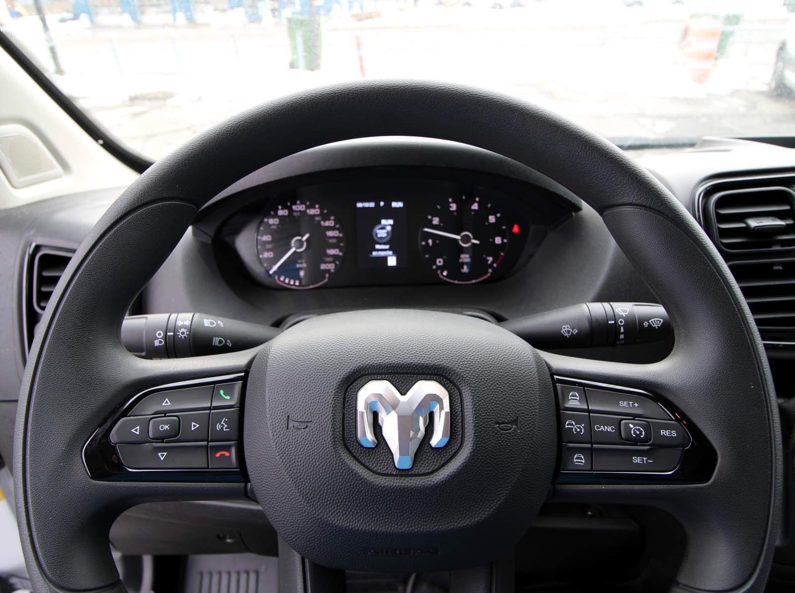 Ram ProMaster 2500 2025 - Image 6