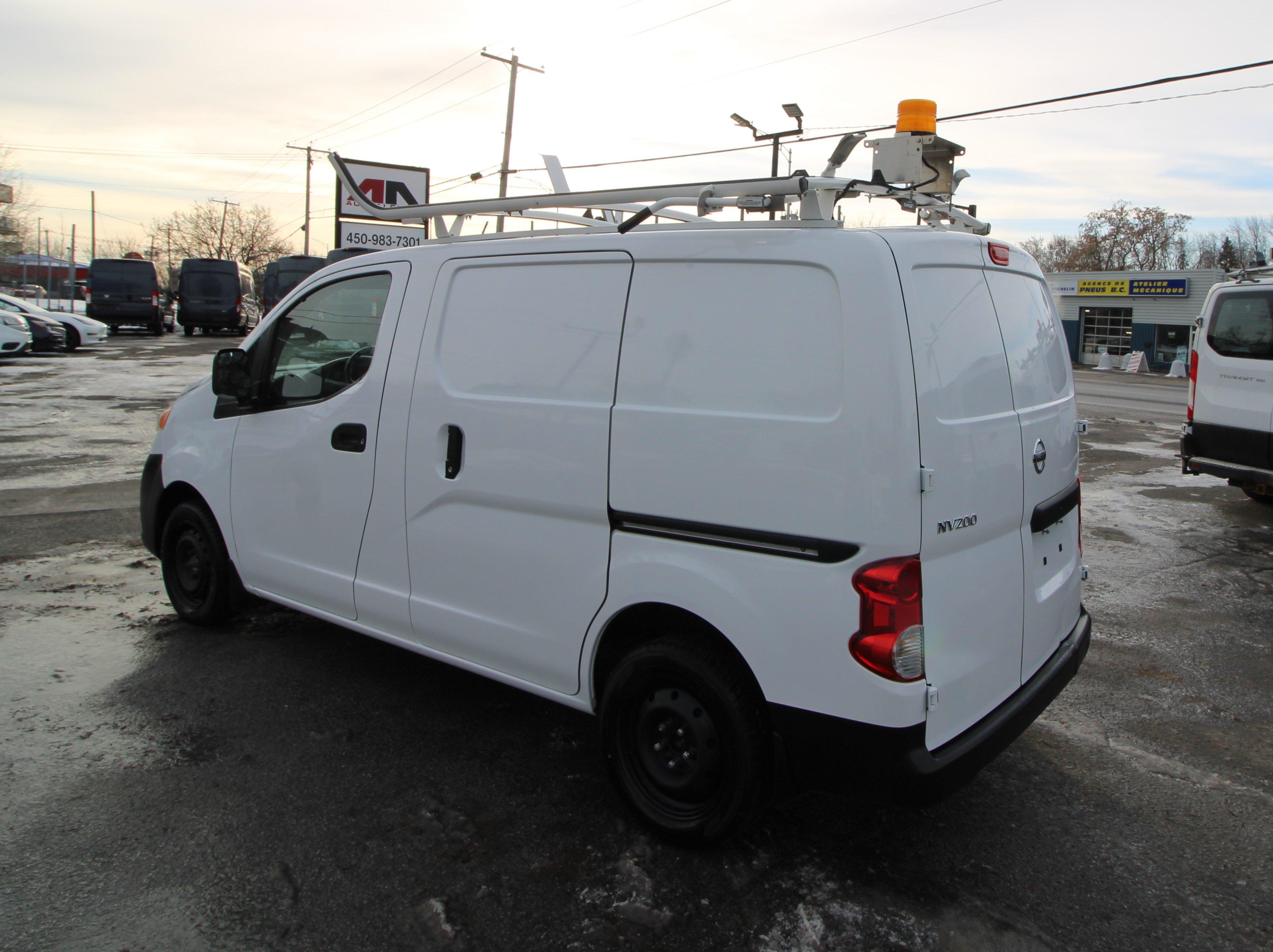 Nissan NV200 2019 - Image 11