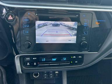 Toyota Corolla 2019 - Thumbnail 2