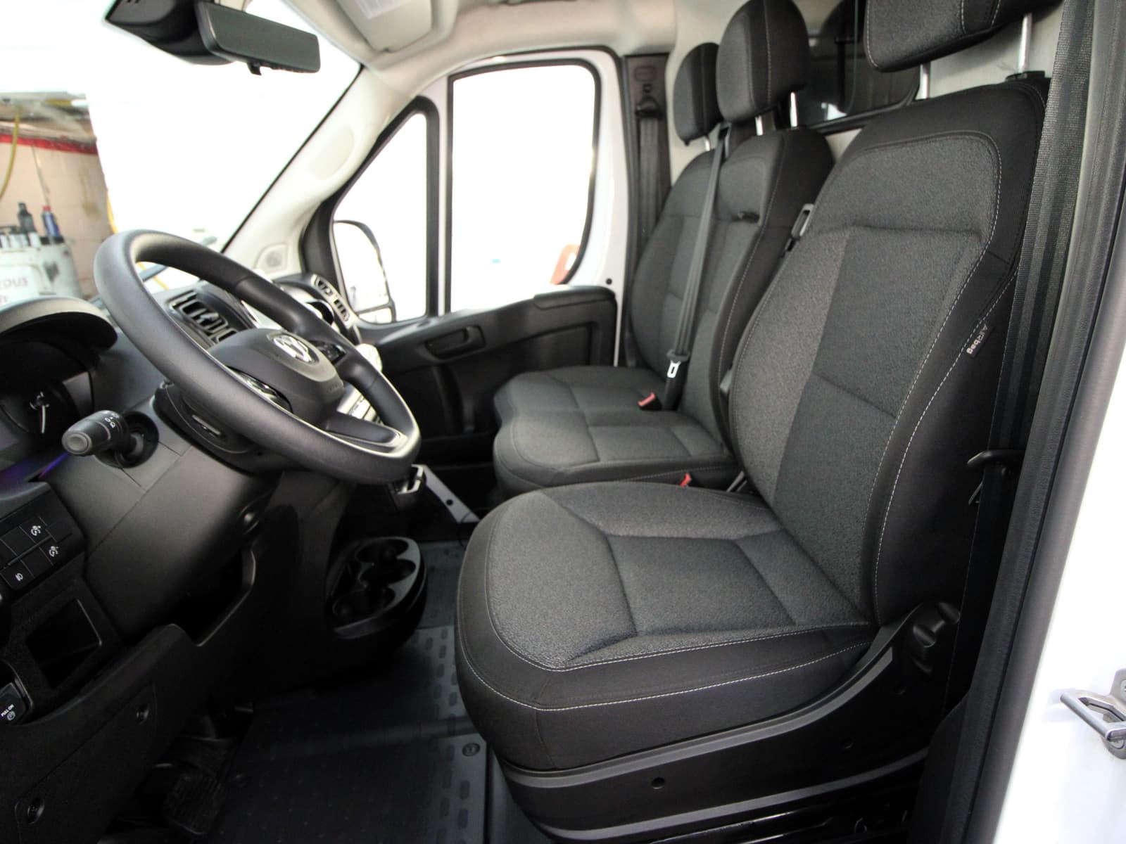 Ram ProMaster 1500 2025 - Image 8