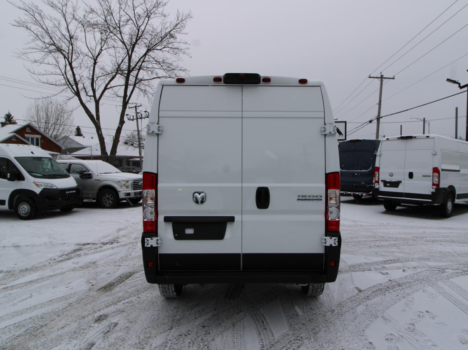 Ram ProMaster 1500 2025 - Image 18