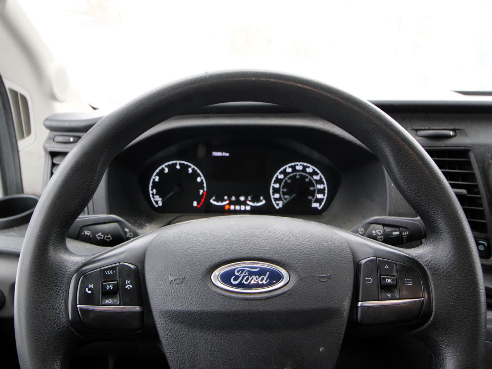 Ford Transit-250 Cargo Van 2021 - Image 6