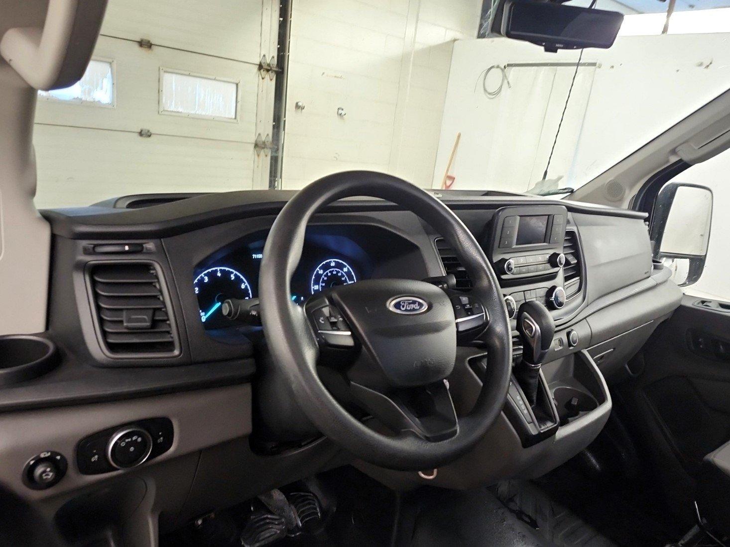 Ford Transit-250 Cargo Van 2020 - Image 2