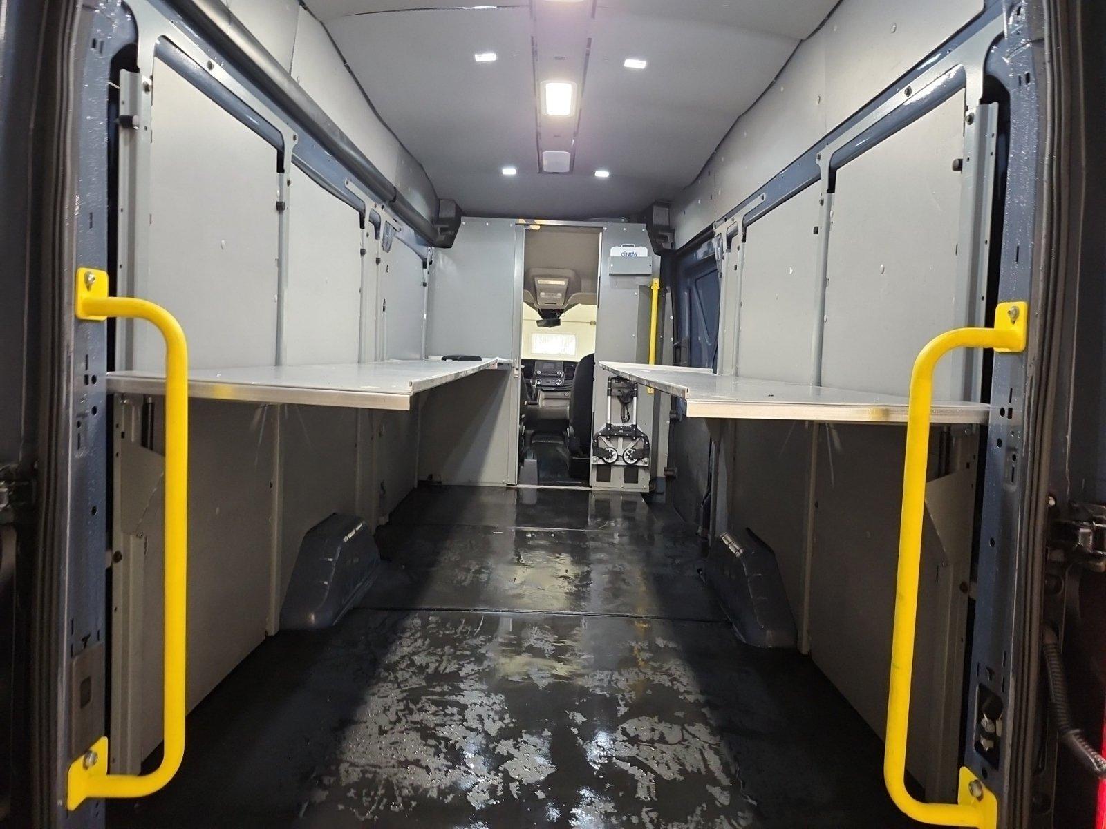 Ford Transit-250 Cargo Van 2020 - Image 6