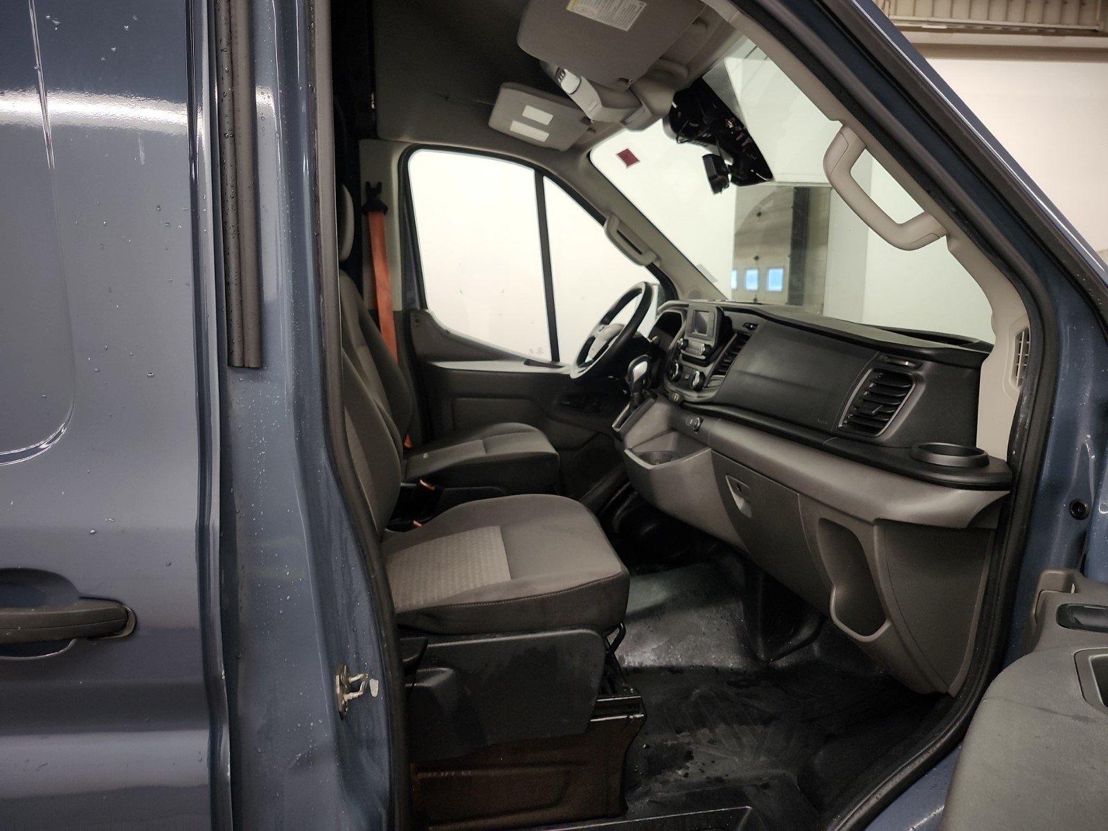 Ford Transit-250 Cargo Van 2020 - Image 10