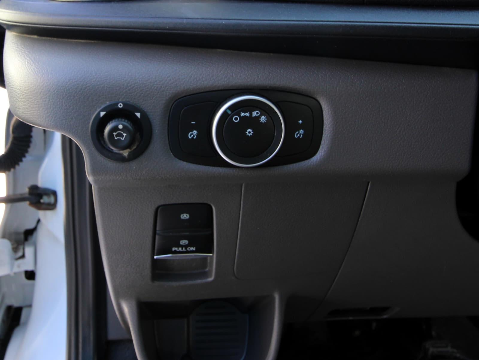 Ford Transit-250 Cargo Van 2021 - Image 10