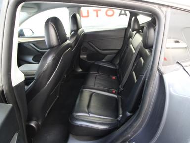 Tesla Model Y 2022 - Thumbnail 14