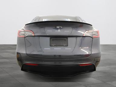 Tesla Model Y 2022 - Thumbnail 13